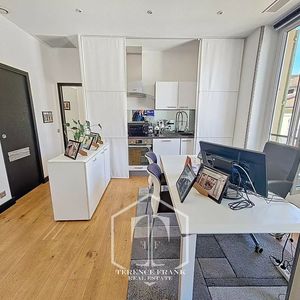 Property in Carre d'Argent