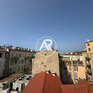 Property in Carre d'Argent