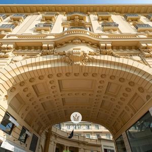 Property in Carre d'Argent