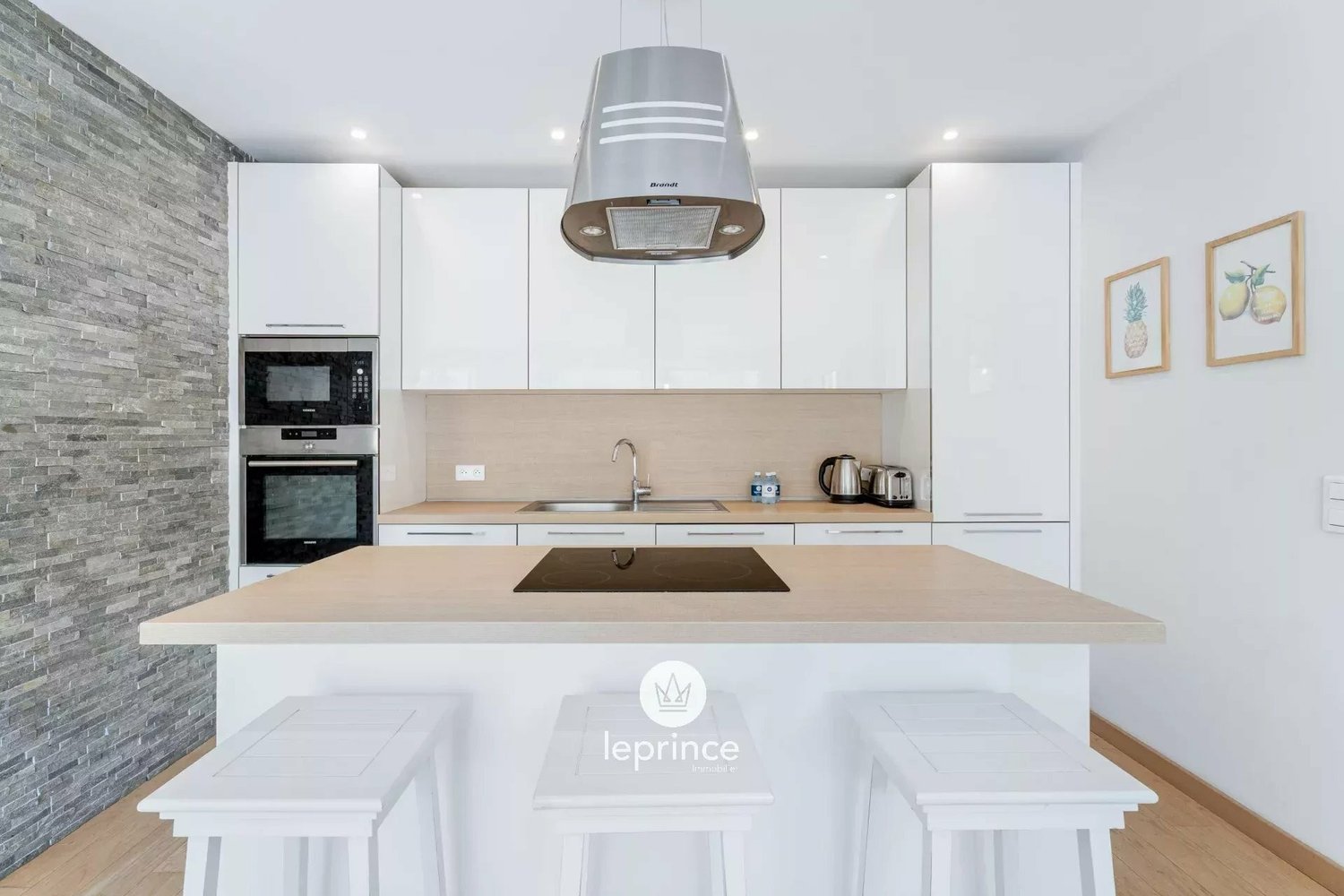 Property photo in Carre d'Argent