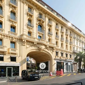 Property in Carre d'Argent