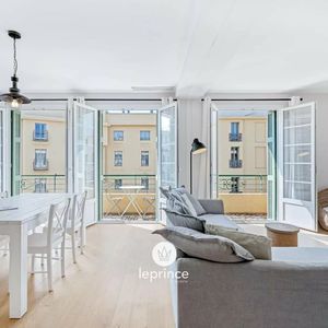 Property in Carre d'Argent