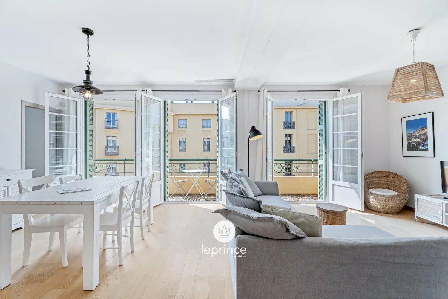 Property photo in Carre d'Argent