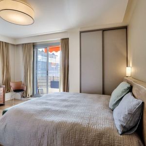 Property in Carre d'Argent