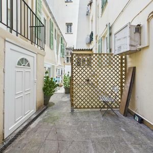 Property in Carre d'Argent