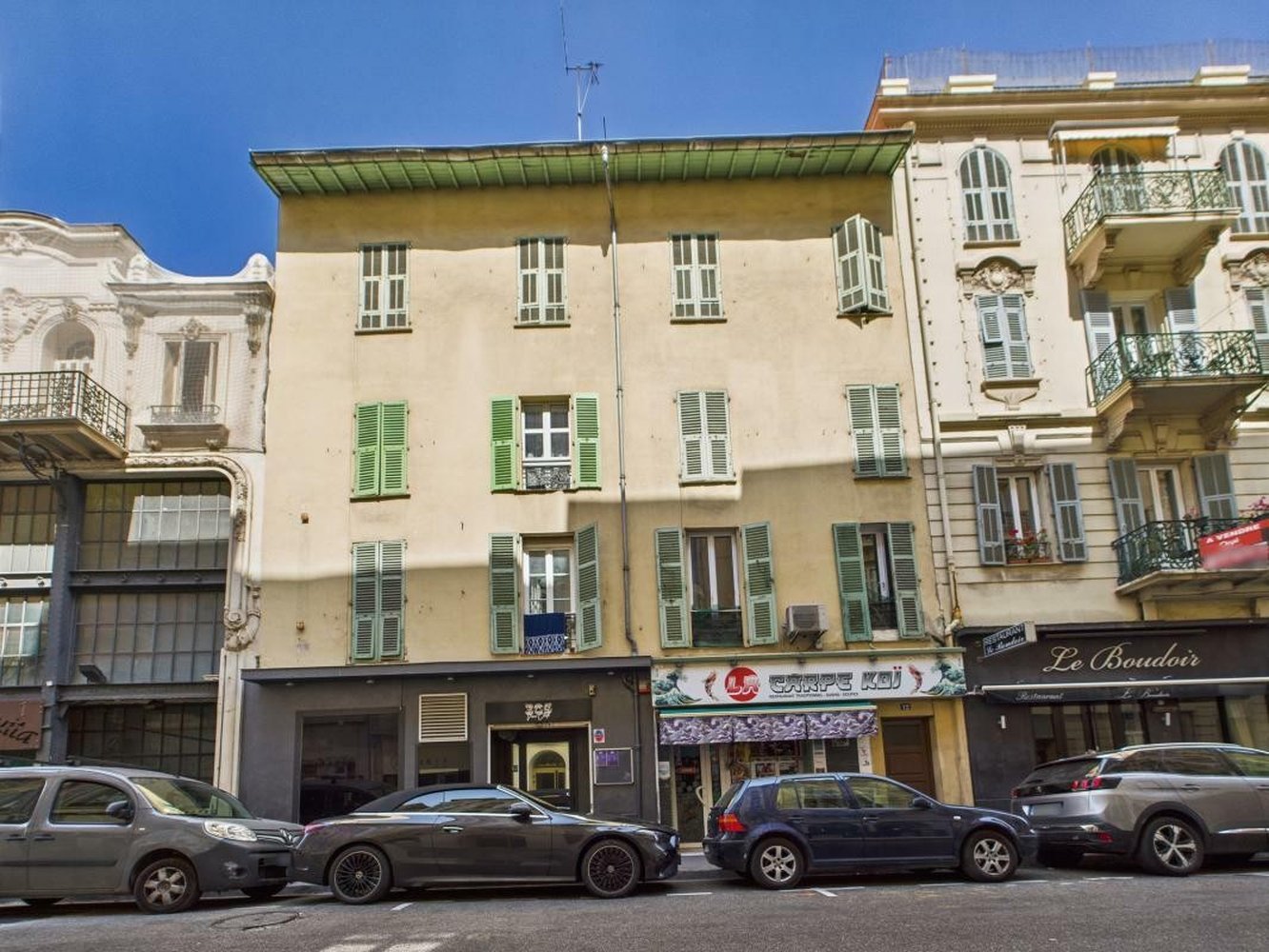 Property photo in Carre d'Argent