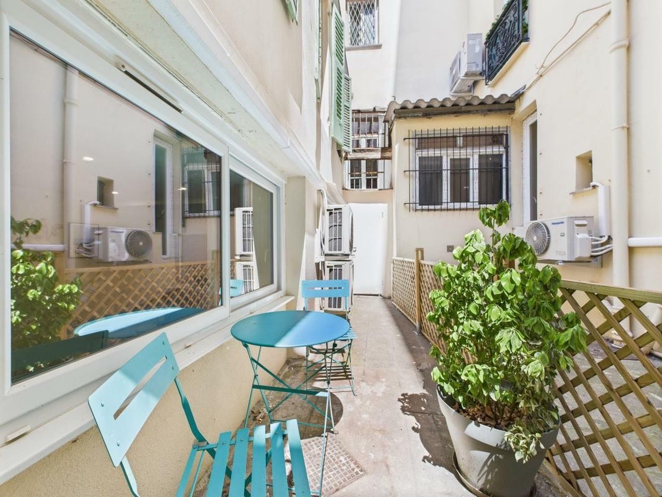 Property photo in Carre d'Argent