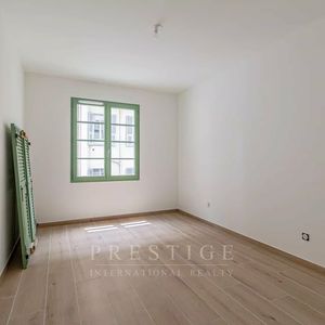 Property in Carre d'Argent