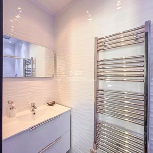 Property in Carre d'Argent