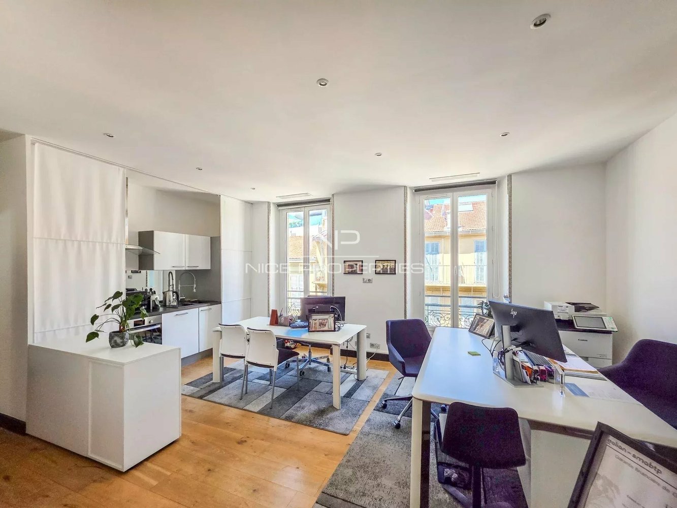 Property photo in Carre d'Argent