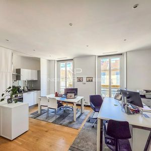 Property in Carre d'Argent