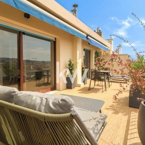 Property in Carre d'Argent