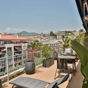 Property in Carre d'Argent