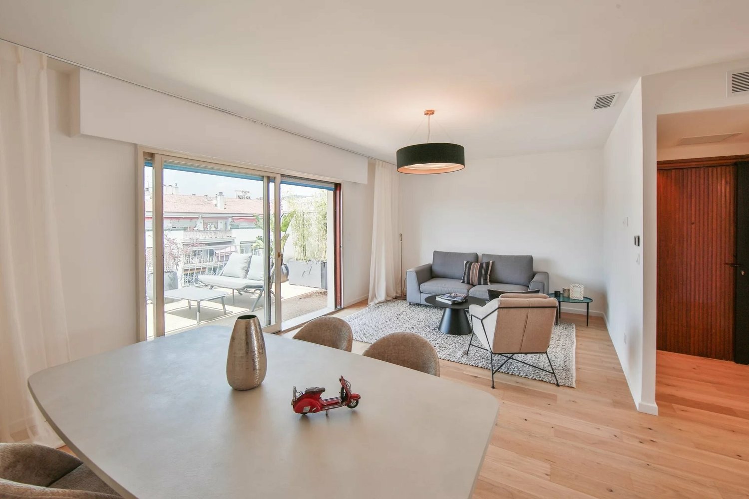 Property photo in Carre d'Argent