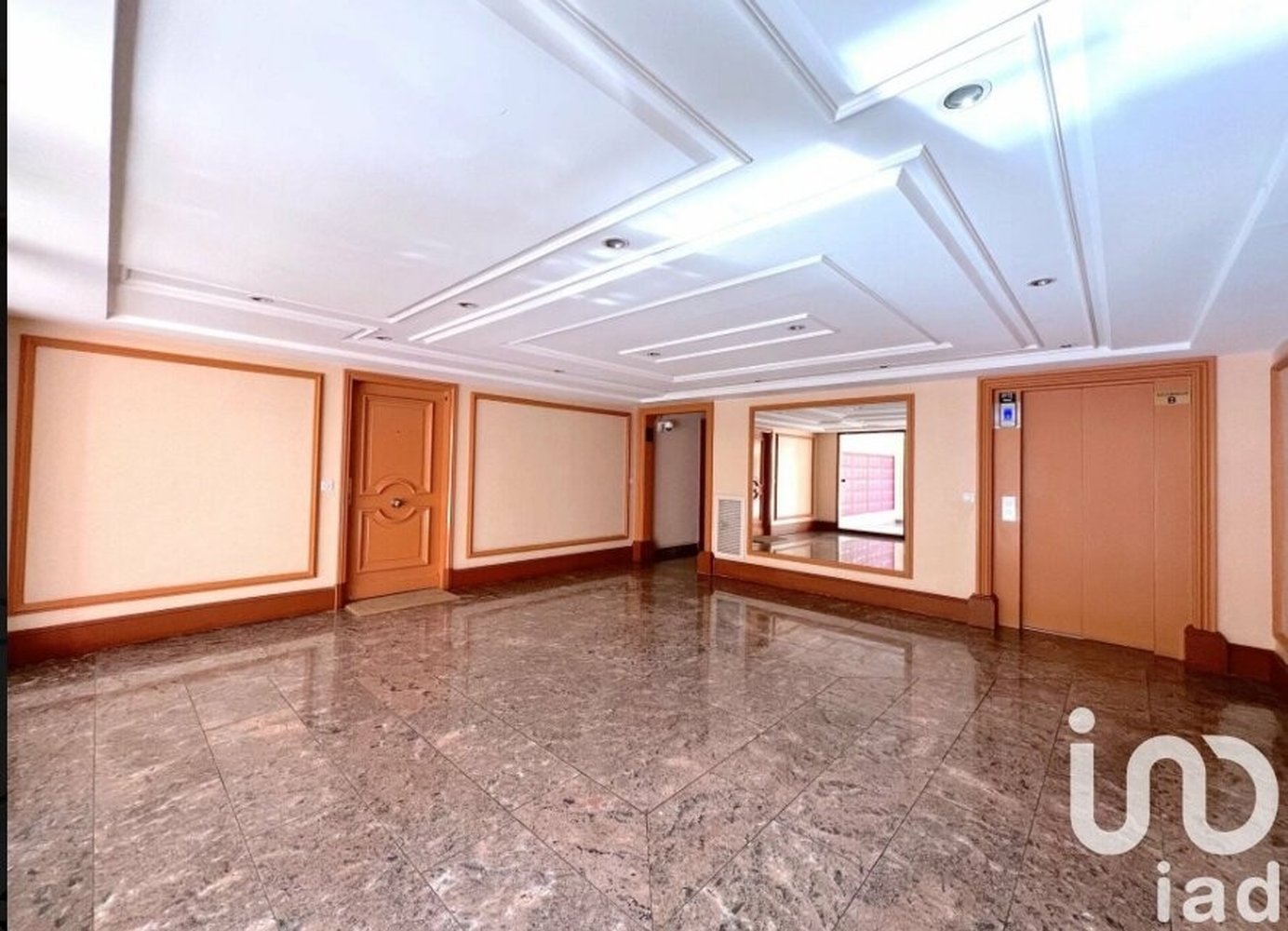 Property photo in Carre d'Argent