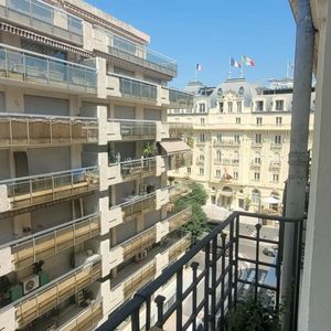 Property in Carre d'Argent