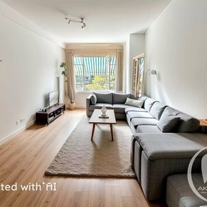 Property in Carre d'Argent