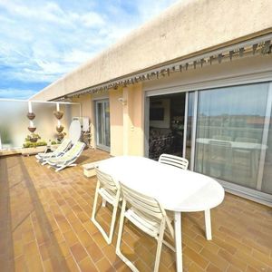 Property in Carre d'Argent