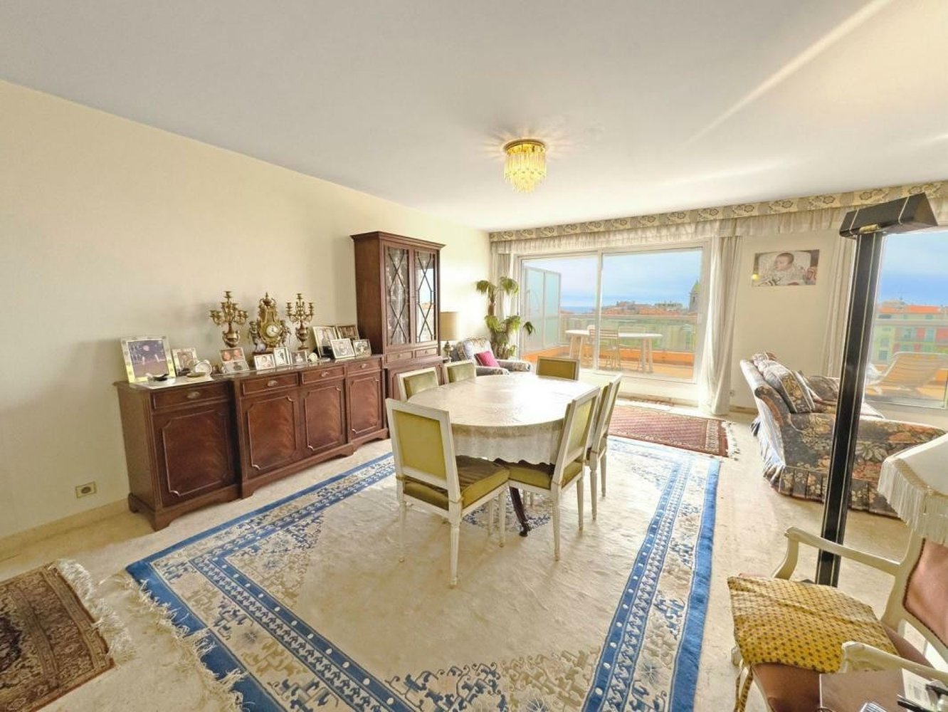 Property photo in Carre d'Argent