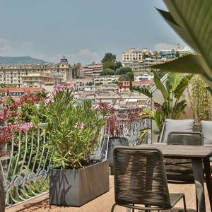 Property in Carre d'Argent