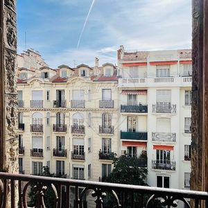 Property in Carre d'Or