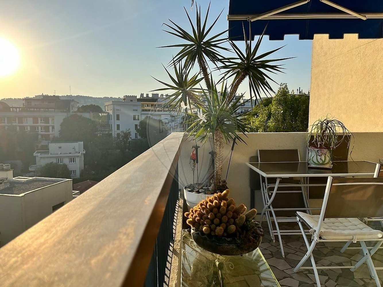 Property photo in Carre d'Or