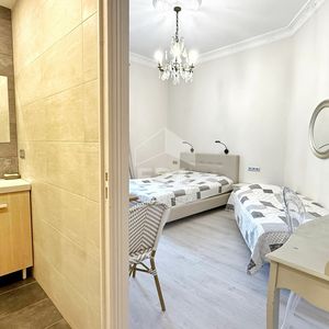 Property in Carre d'Or