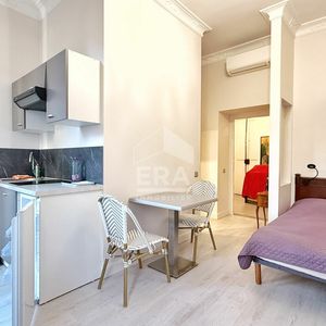 Property in Carre d'Or