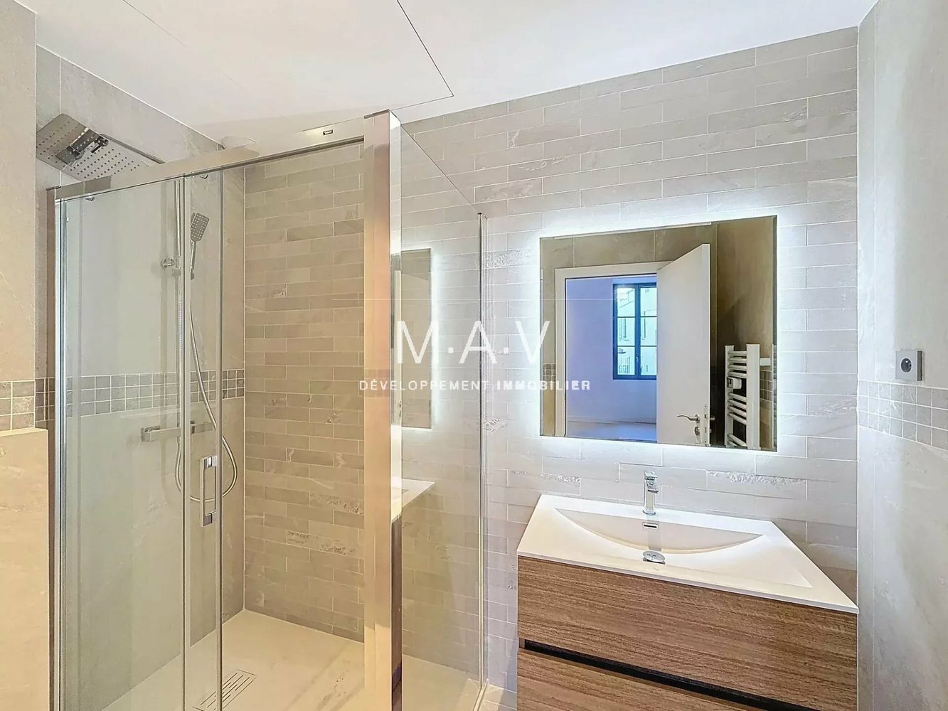 Property photo in Carre d'Or