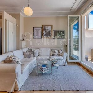 Property in Carre d'Or