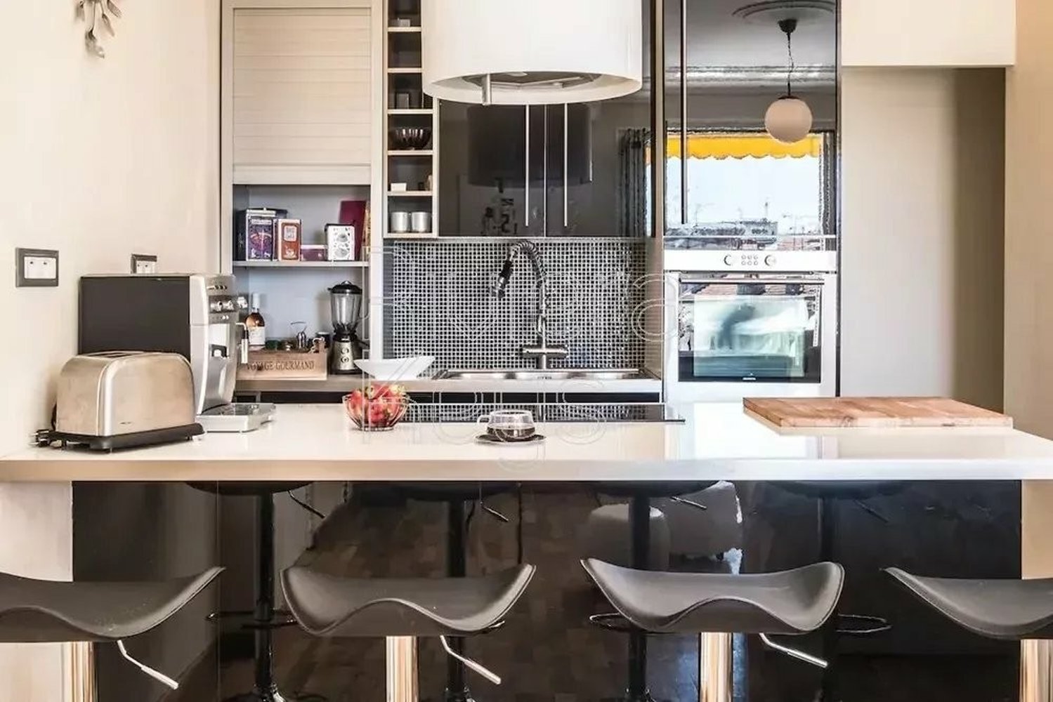 Property photo in Carre d'Or