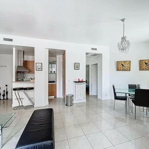 Property in Carre d'Or