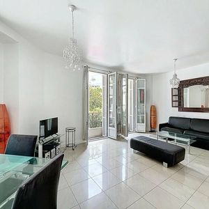 Property in Carre d'Or