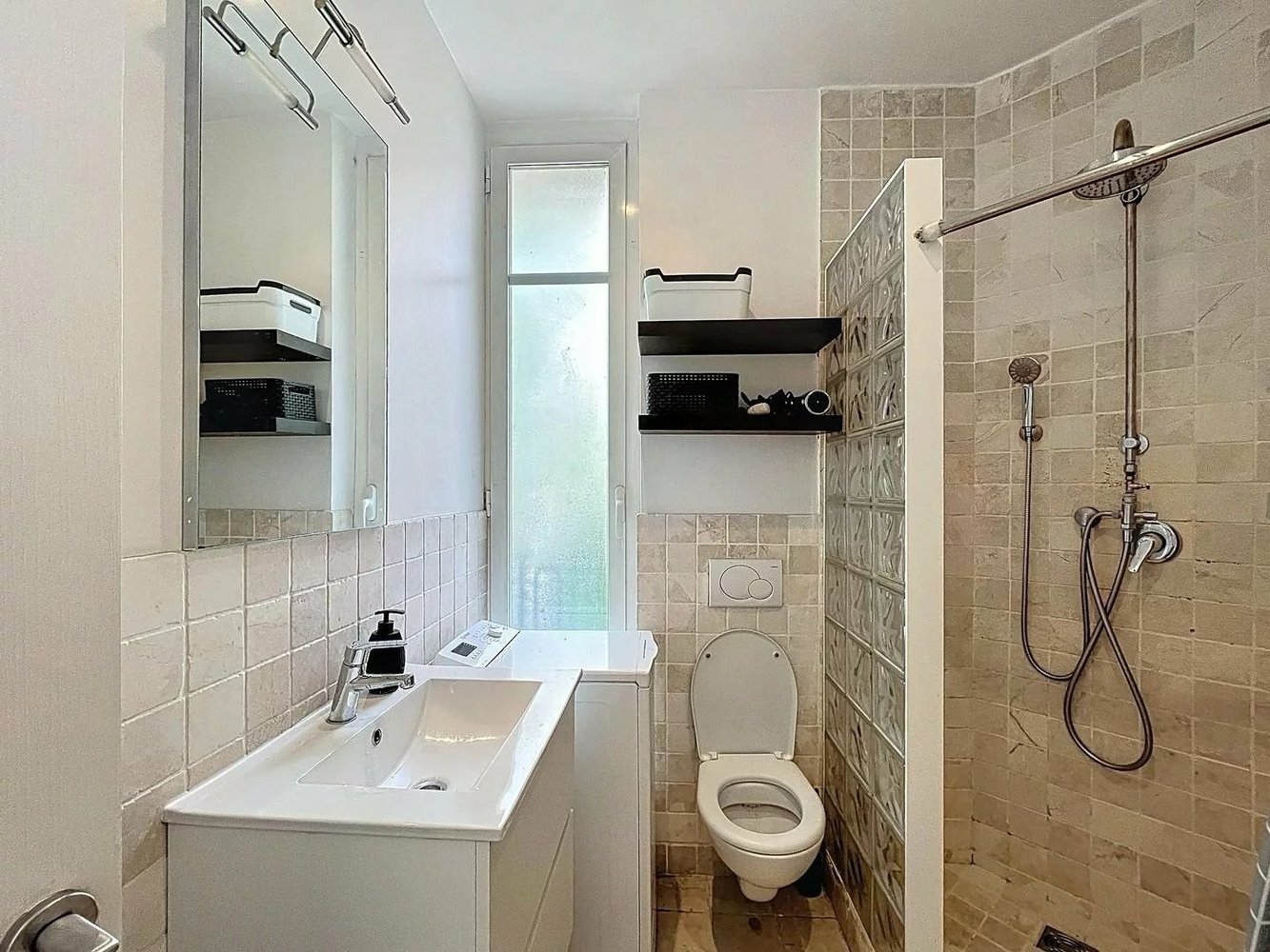 Property photo in Carre d'Or