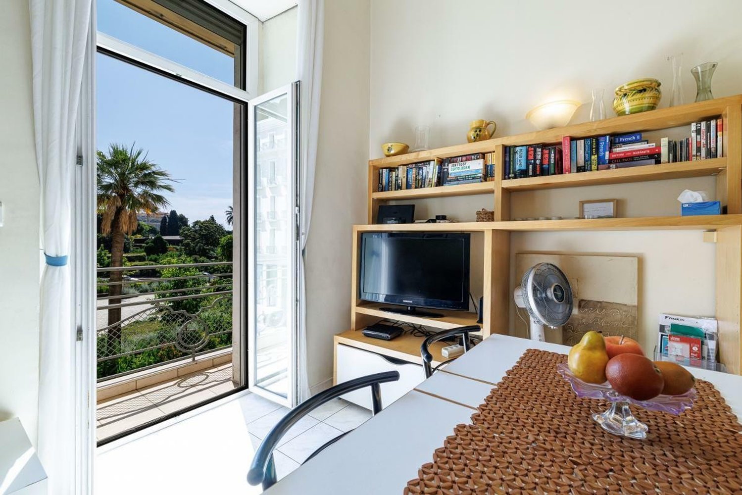 Property photo in Carre d'Or