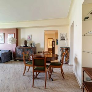 Property in Carre d'Or