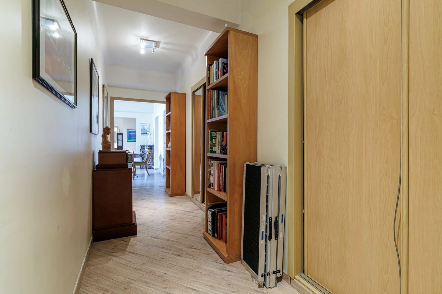 Property photo in Carre d'Or