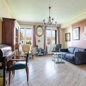 Property in Carre d'Or