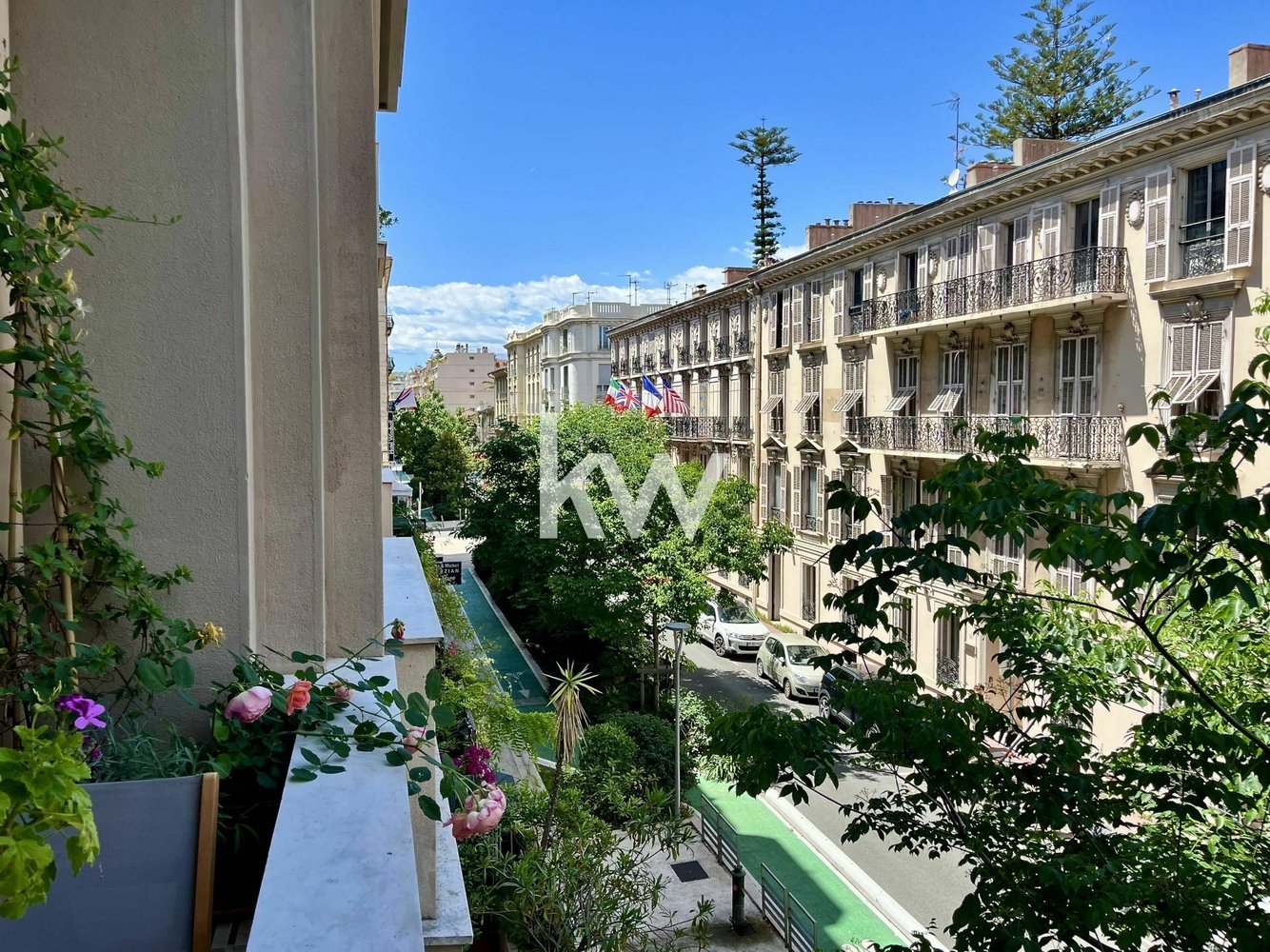 Property photo in Carre d'Or