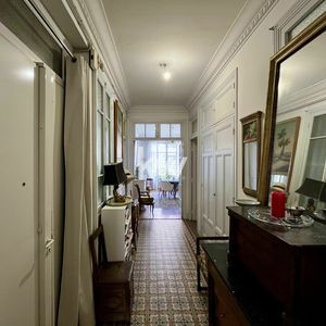 Property in Carre d'Or