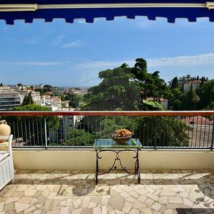 Property in Carre d'Or
