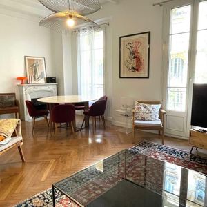 Property in Carre d'Or