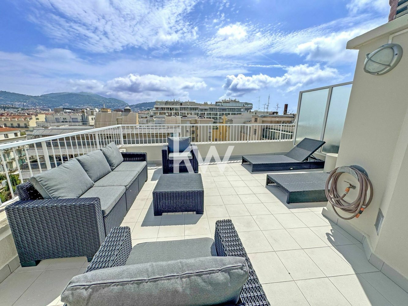 Property photo in Carre d'Or