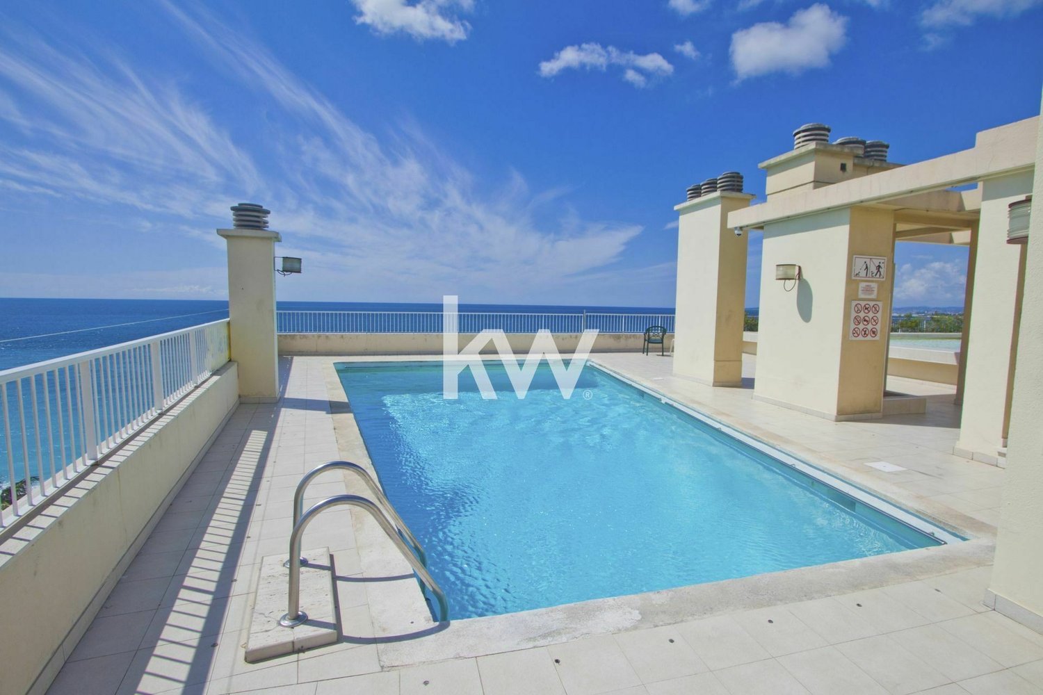 Property photo in Carre d'Or