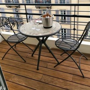 Property in Carre d'Or