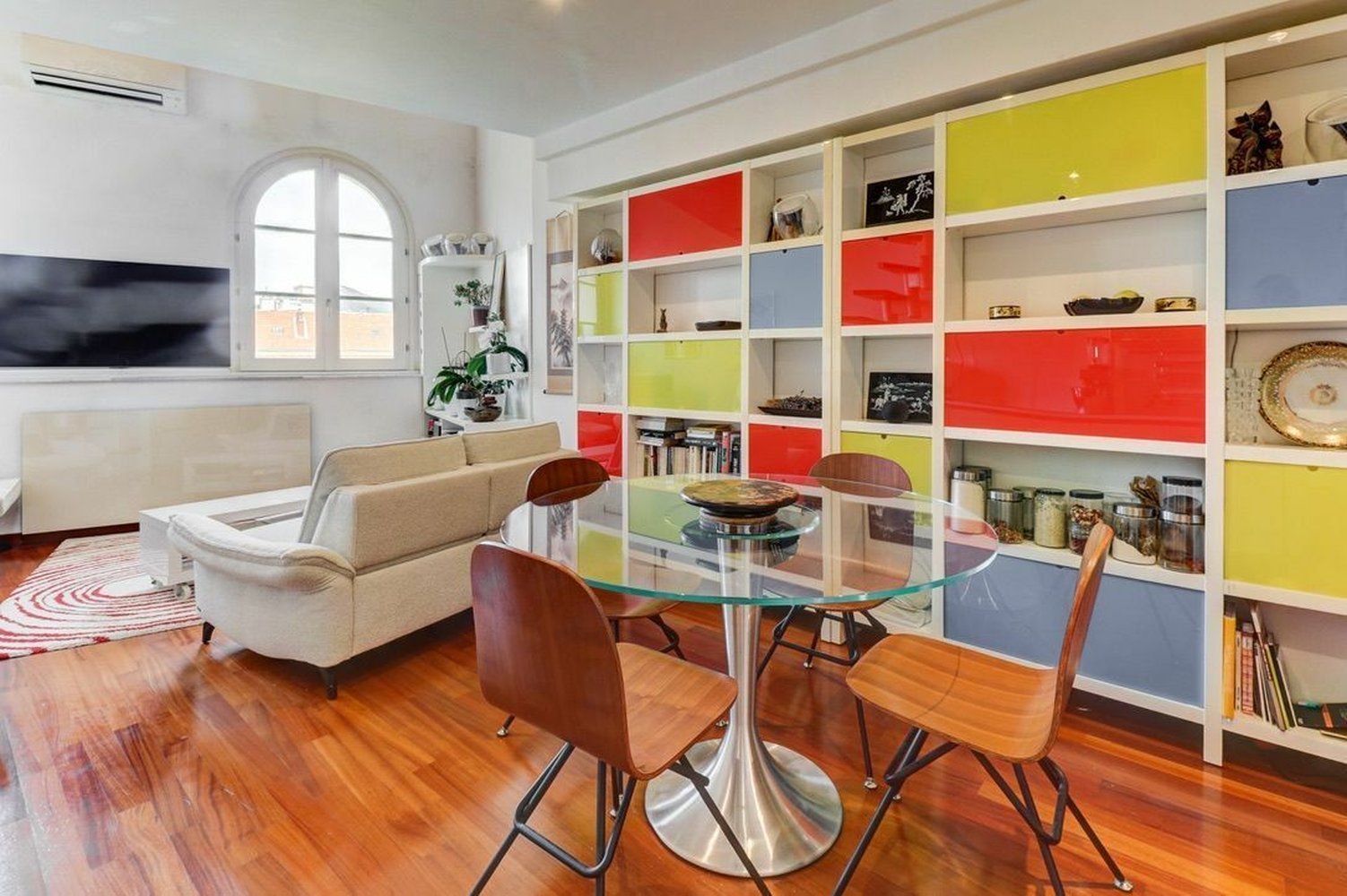 Property photo in Carre d'Or