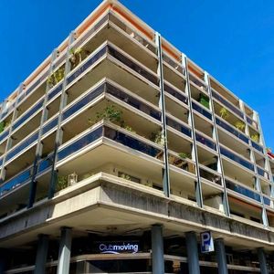 Property in Carre d'Or