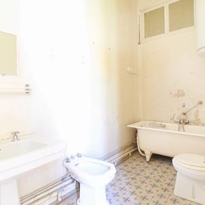 Property in Carre d'Or