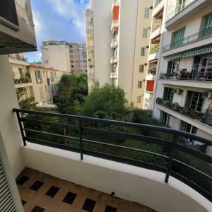 Property in Carre d'Or