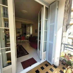 Property in Carre d'Or